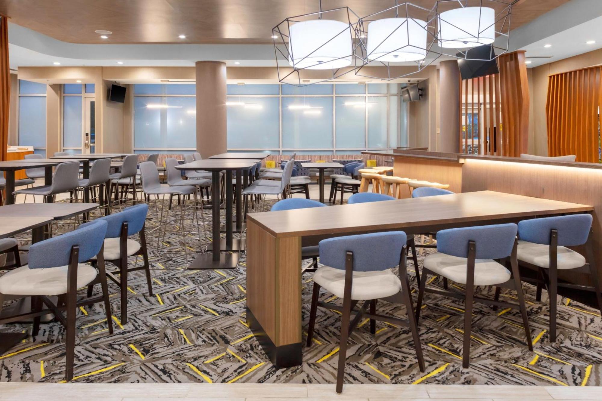 Springhill Suites Kansas City Airport Zewnętrze zdjęcie